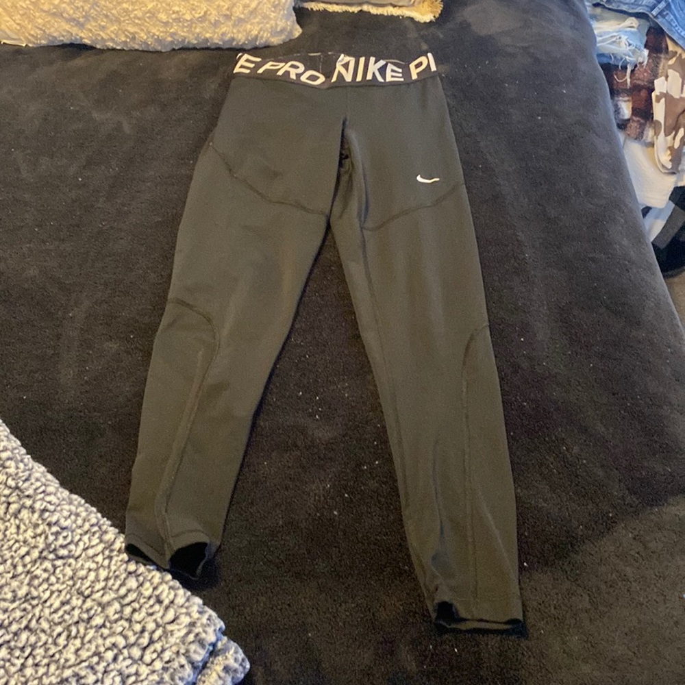 Nike pro leggings
